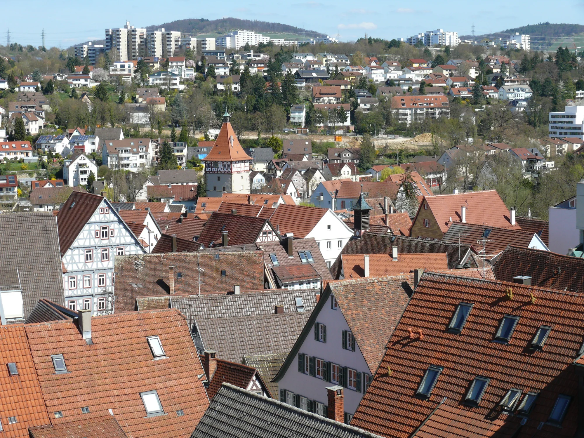 Blick vom Hochwachtturm auf die historische Altstadt von Waiblingen.